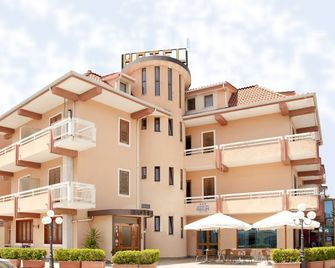 Aerhotel Phelipe - Lamezia Terme - Gebäude