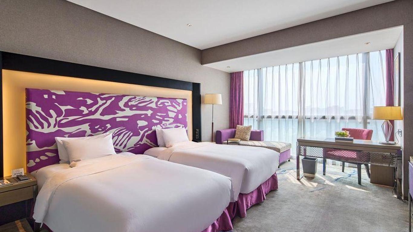 Junfu Hotel