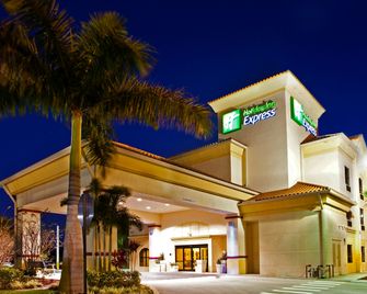 Holiday Inn Express Stuart By IHG - Stuart - Edificio