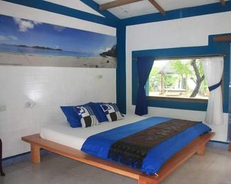 Beachfront Cendana Cottage - Karimunjawa - Habitación