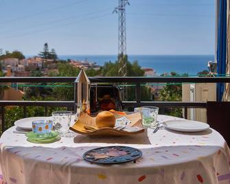 Precioso Estudio con Vistas al mar a 700m de la Playa en la Cala del Moral - Cala del Moral - Balkon