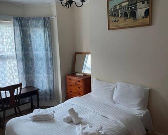 Homely 4-bed House in Manchester - מנצ'סטר - חדר שינה