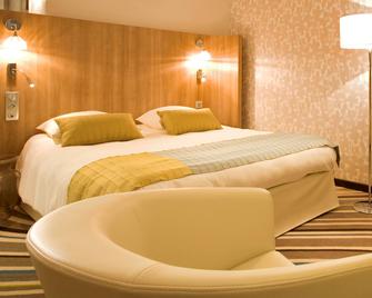 Mercure Angers Centre De Congres - Angers - Building