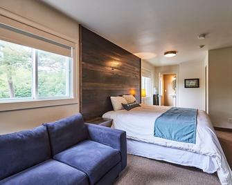 3 Pines Lodge Muskoka - Huntsville - Schlafzimmer