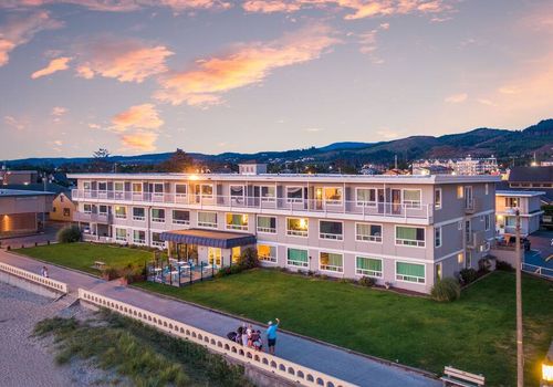 Seashore Inn on the Beach from $125. Seaside Hotel Deals & Reviews - KAYAK