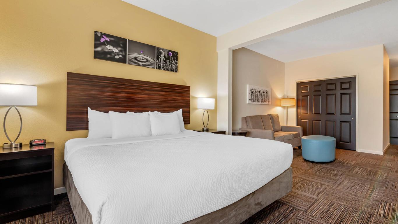 Sleep Inn & Suites