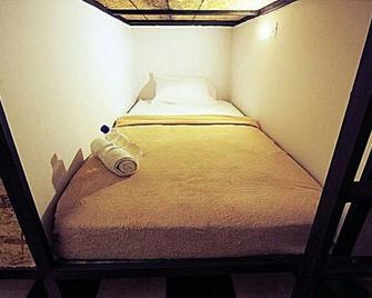 Hostel la Antigua Capsula - Cartagena - Bedroom