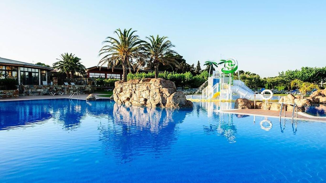 埃斯提瓦爾愛多拉多渡假村 - 坎布里歐斯