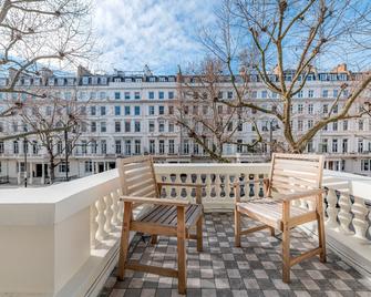130 Queen's Gate Apartments - London - Balcony
