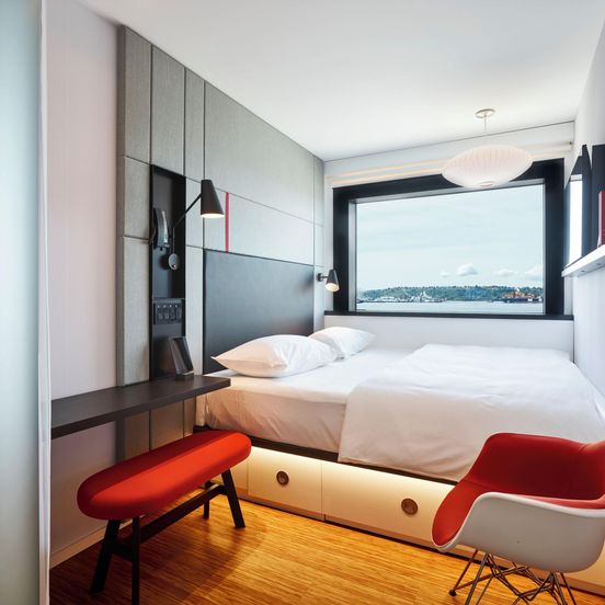 citizenM Seattle Pioneer Square image 1
