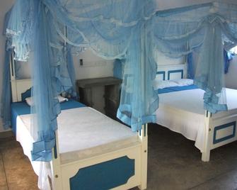 Zimmer Rest - Unawatuna - Yatak Odası