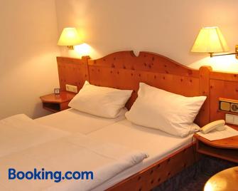Gasthof Zum Kauzen - Ochsenfurt - Schlafzimmer