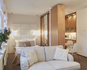 وارسو أبارتمنتس ماجنولي - وارسو