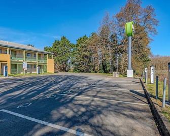 B&B HOTEL Brest Kergaradec Aéroport Gouesnou - ברסט - בניין