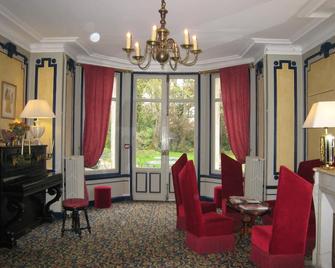 Hôtel Les Maréchaux - Οζέρ - Σαλόνι