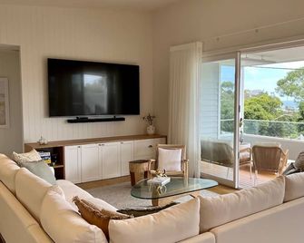 Shelby Beachhouse Scandi Hot Tub Mccrae Views - McCrae