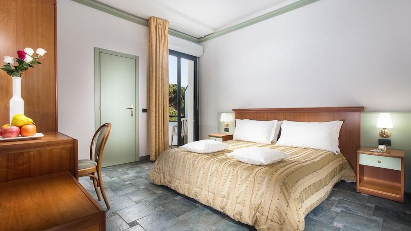 Hotel Zeus
