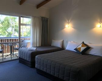 Edelweiss Motel - Opua - Bedroom