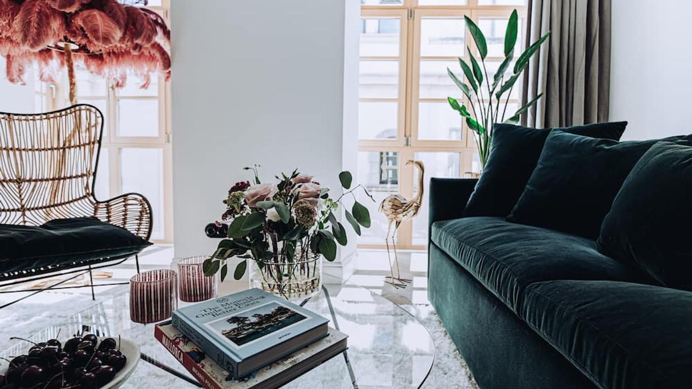 Ocho Suites & Kitchen