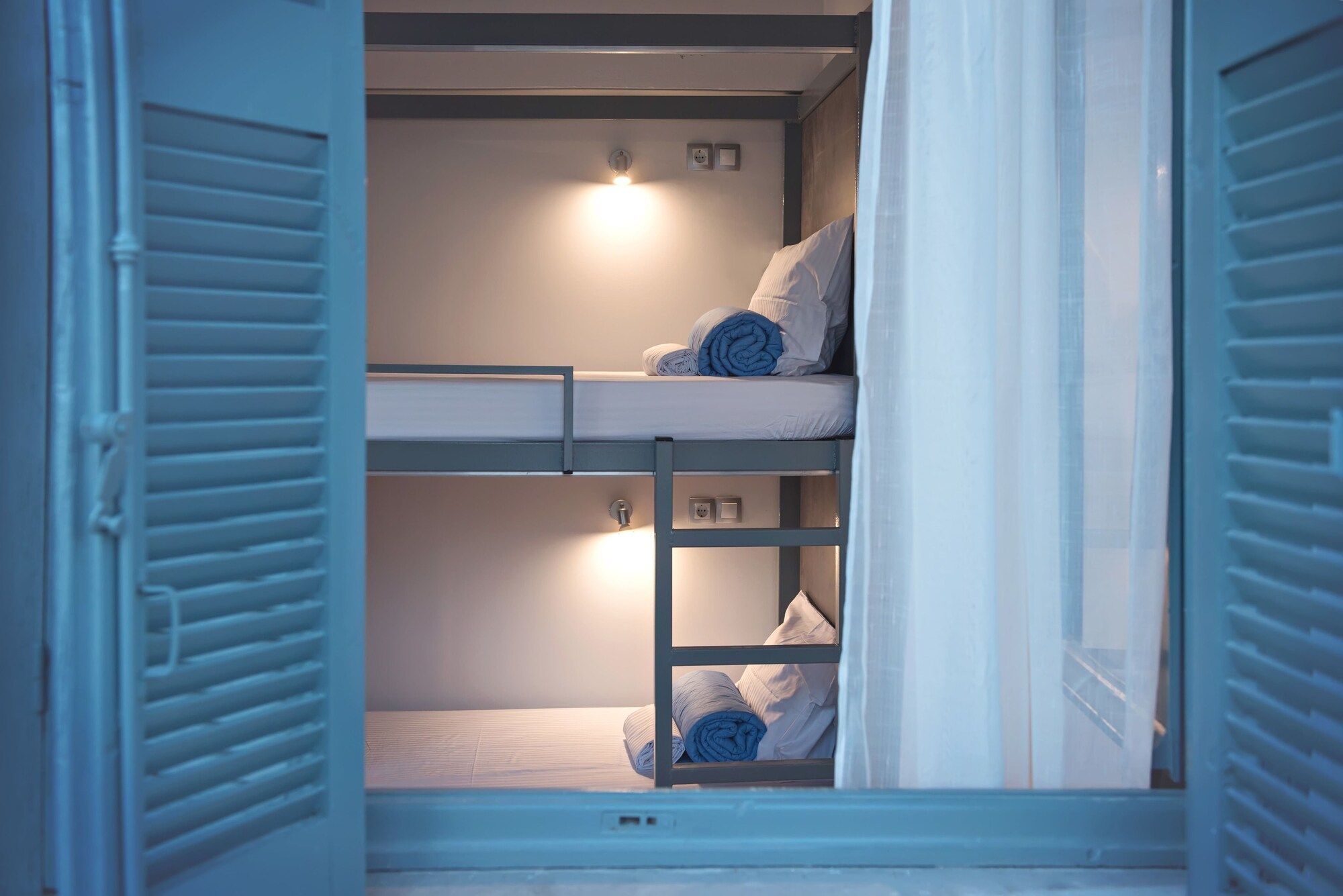Bedbox Hostel - אתונה