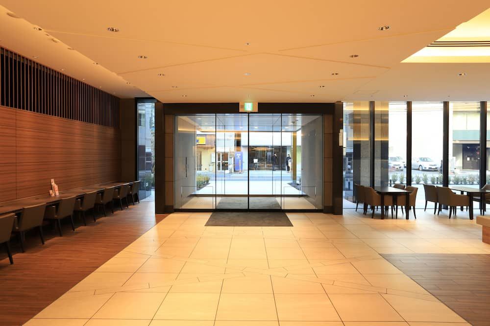 Smile Hotel Premium Osaka Hommachi - אוסקה - לובי