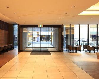 Smile Hotel Premium Osaka Hommachi - Osaka - Lobby