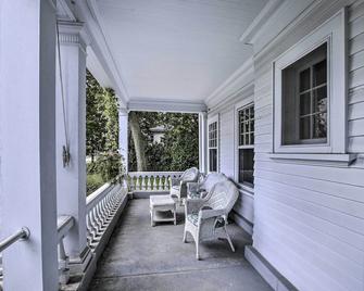1909 Mansion in Reedsburg near Wisconsin Dells - Reedsburg - Balcony