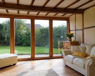 Grafton Farm - Burlton - Living room