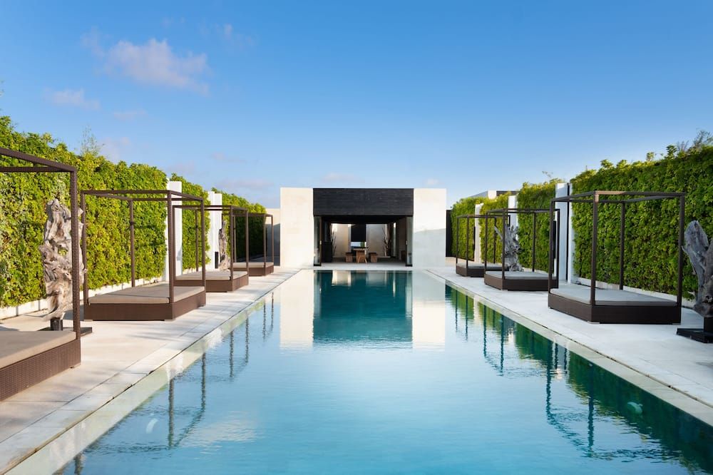 إكويليبريا سيمينياك