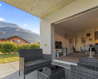 Appartement neuf entre plaine et montagnes - Saxon - Patio
