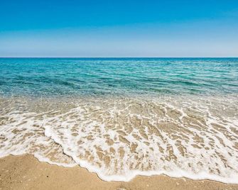 Amazing Home In Santa Maria Del Focall - Santa Maria del Focallo - Beach