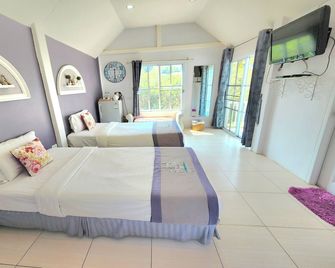 See Sky Resort - Ban Khanong Phra Nua