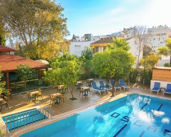 Oscar Garden Hotel - Antalya - Pool