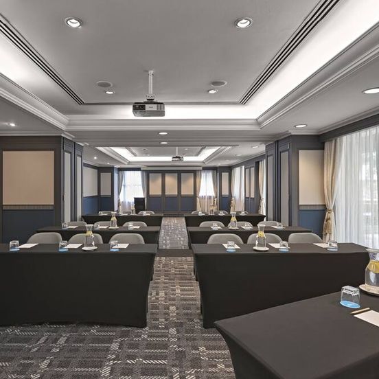Vibe Hotel Singapore Orchard image 1
