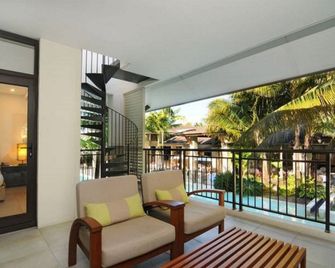 Luxury Apartments at Temple Resort and Spa Port Douglas - Port Douglas - Balcony