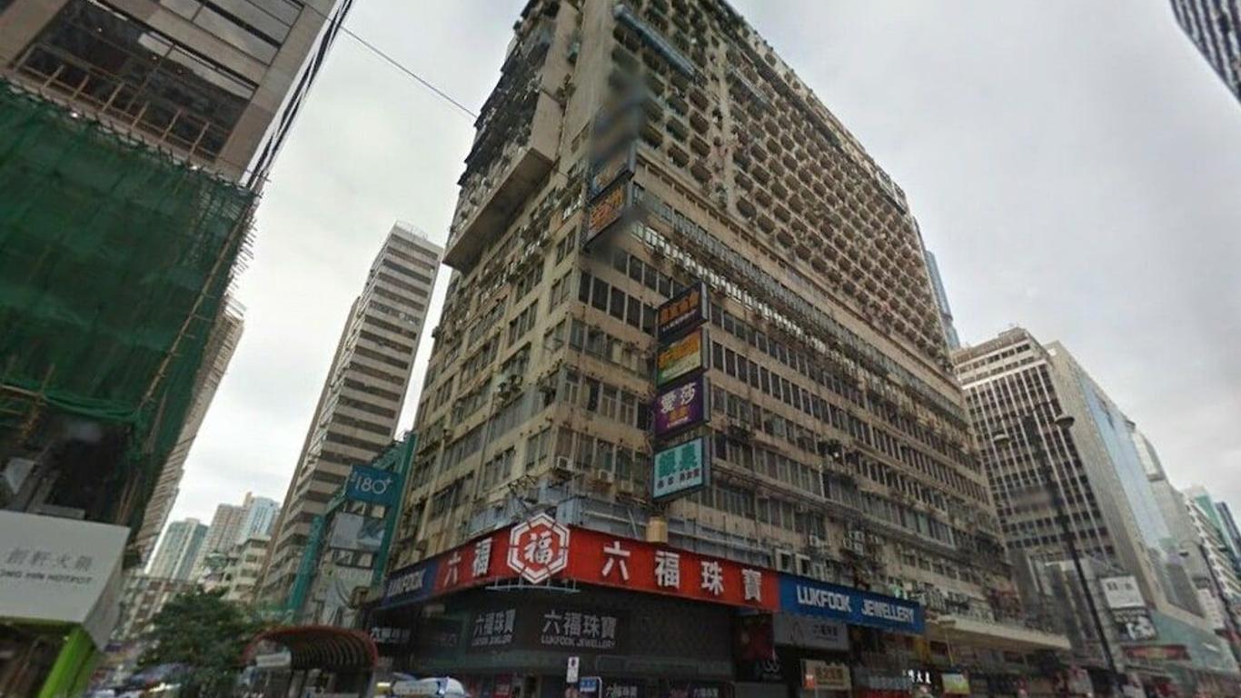 Blue Sky Hotel