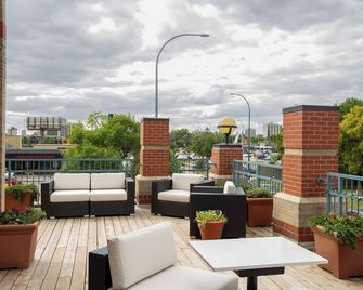 Norwood Hotel - Winnipeg - Ban công