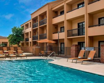 Courtyard By Marriott Baton Rouge Acadian Centre/LSU Area - Baton Rouge - Pool