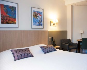 Hotel Carmin - El Havre - Habitación