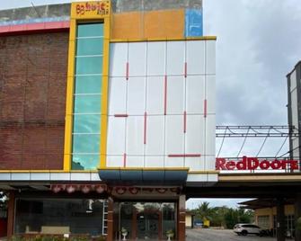 RedDoorz Plus Syariah @ Jalan Syiah Kuala Banda Aceh - Banda Aceh - Edificio