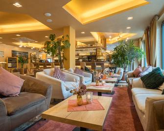 Best Western Plus Hotel Füssen - פוסן - טרקלין