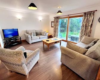 Stob Binnein Cottage - Crianlarich - Obývací pokoj