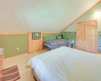 Libby Home With Mountain Views Gazebo An - Libby