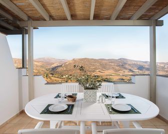 Halcyon Suites and Villas Naxos - Naxos - Balcony