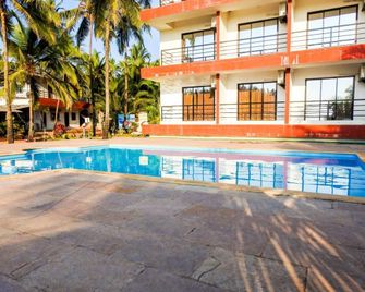 Blue Heaven Beach Resort, Tarkarli - Tarkarli - Piscina