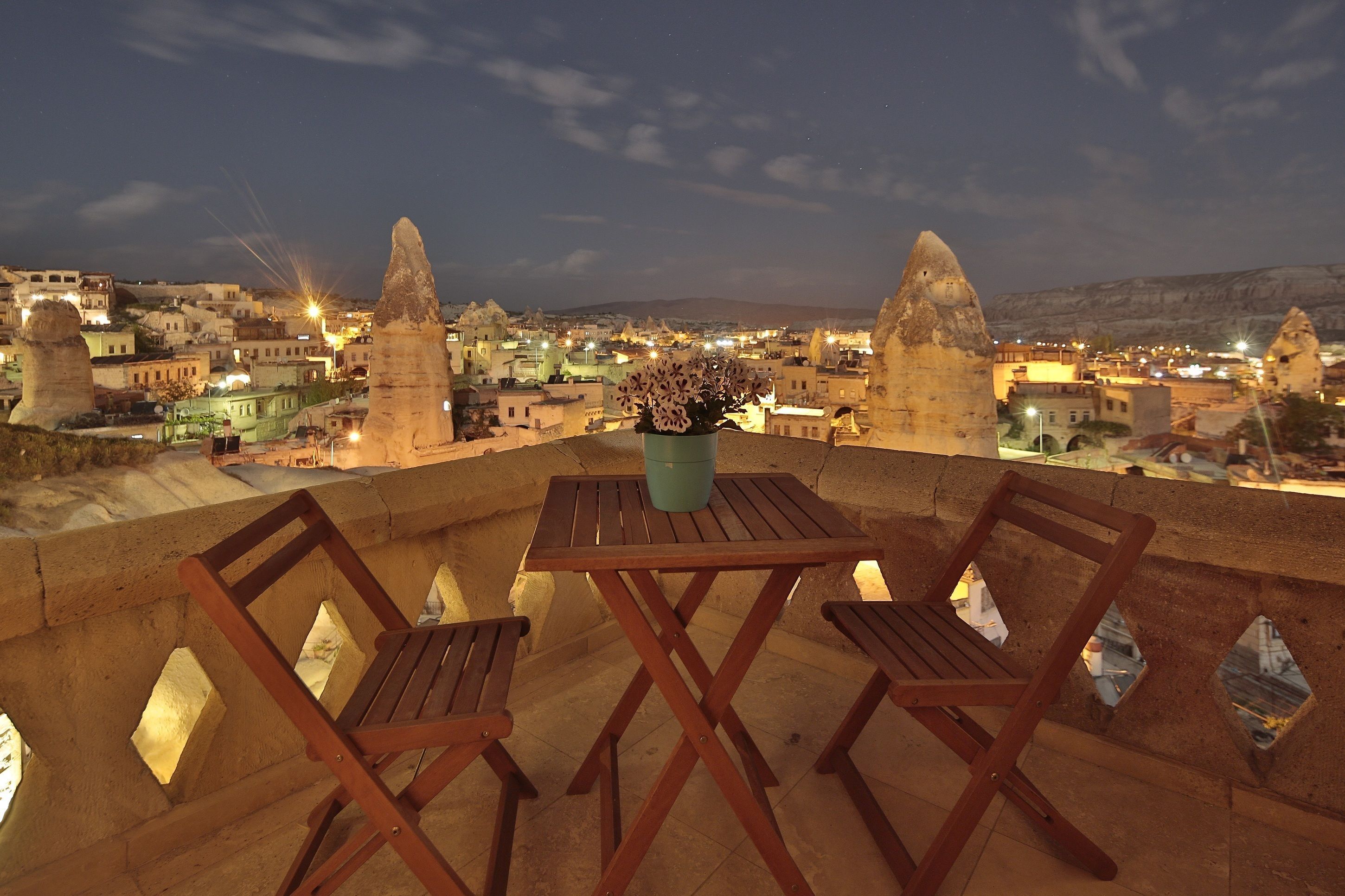 شوسترينج كيف هاوس - غورمي - شرفة