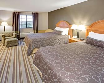 Super 8 by Wyndham South Bend - South Bend - Bedroom