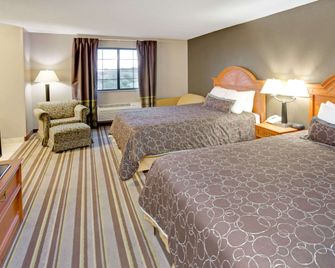 Super 8 by Wyndham South Bend - סאות' בנד - חדר שינה