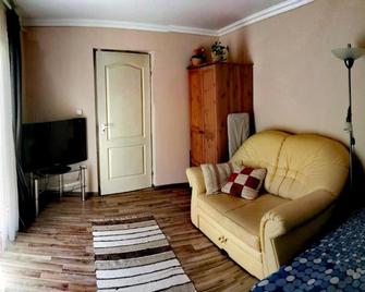 Dalmapartman - بودابست - غرفة معيشة