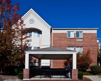 Sonesta Simply Suites Detroit Southfield - Southfield - Rakennus